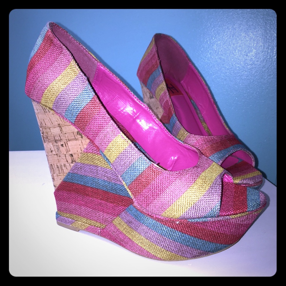 BRAND NEW Multicolored Summer Wedges